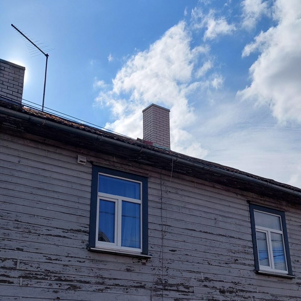 Pottsepp Pärnumaal. Korstna ehitus Pärnus_